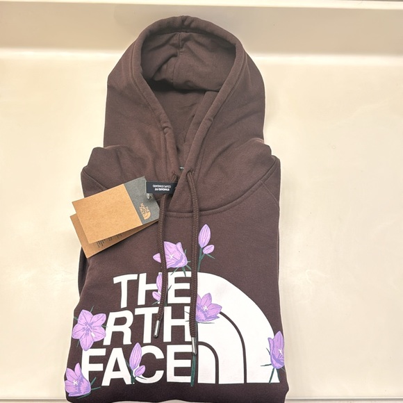 The North Face Women’s Hoodie - Picture 7 of 8